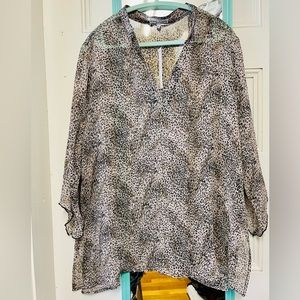 NWT Claudia Richard Women 2X Sheer Animal Print Blouse